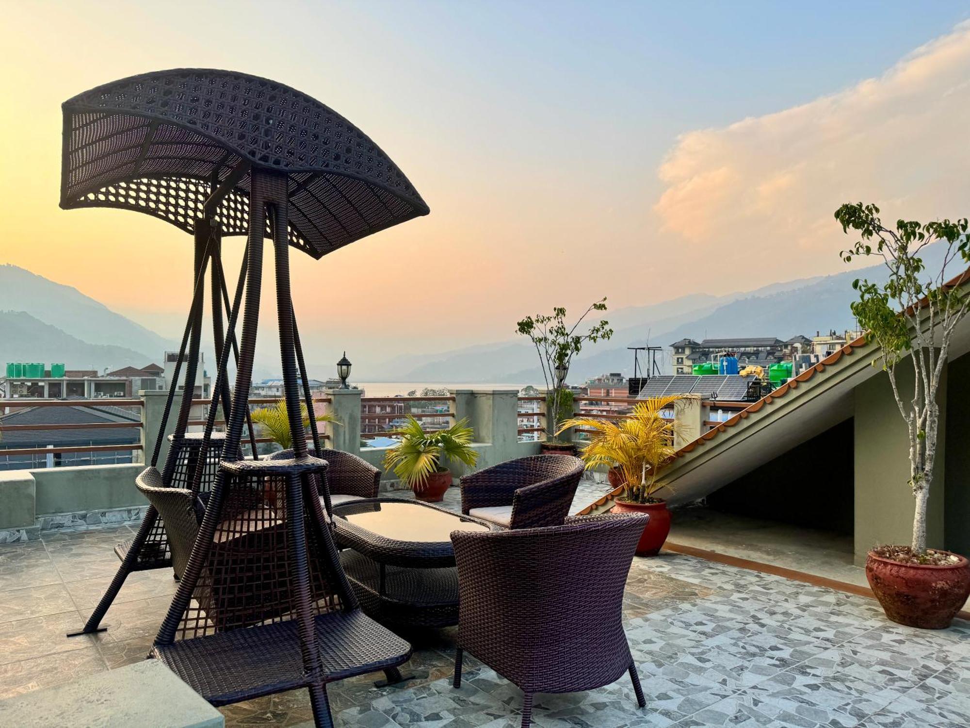 เมาท์วิว โปขาระ โฮเทล Hotel โพคารา ภายนอก รูปภาพ