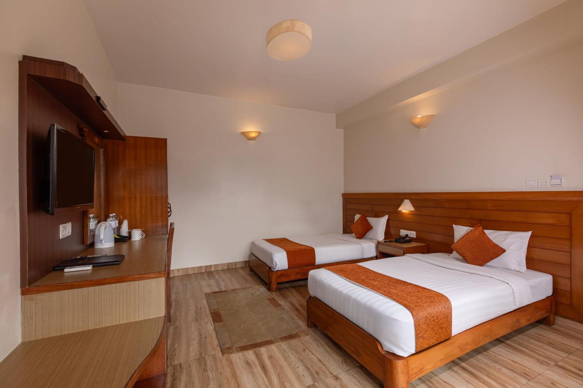 เมาท์วิว โปขาระ โฮเทล Hotel โพคารา ภายนอก รูปภาพ