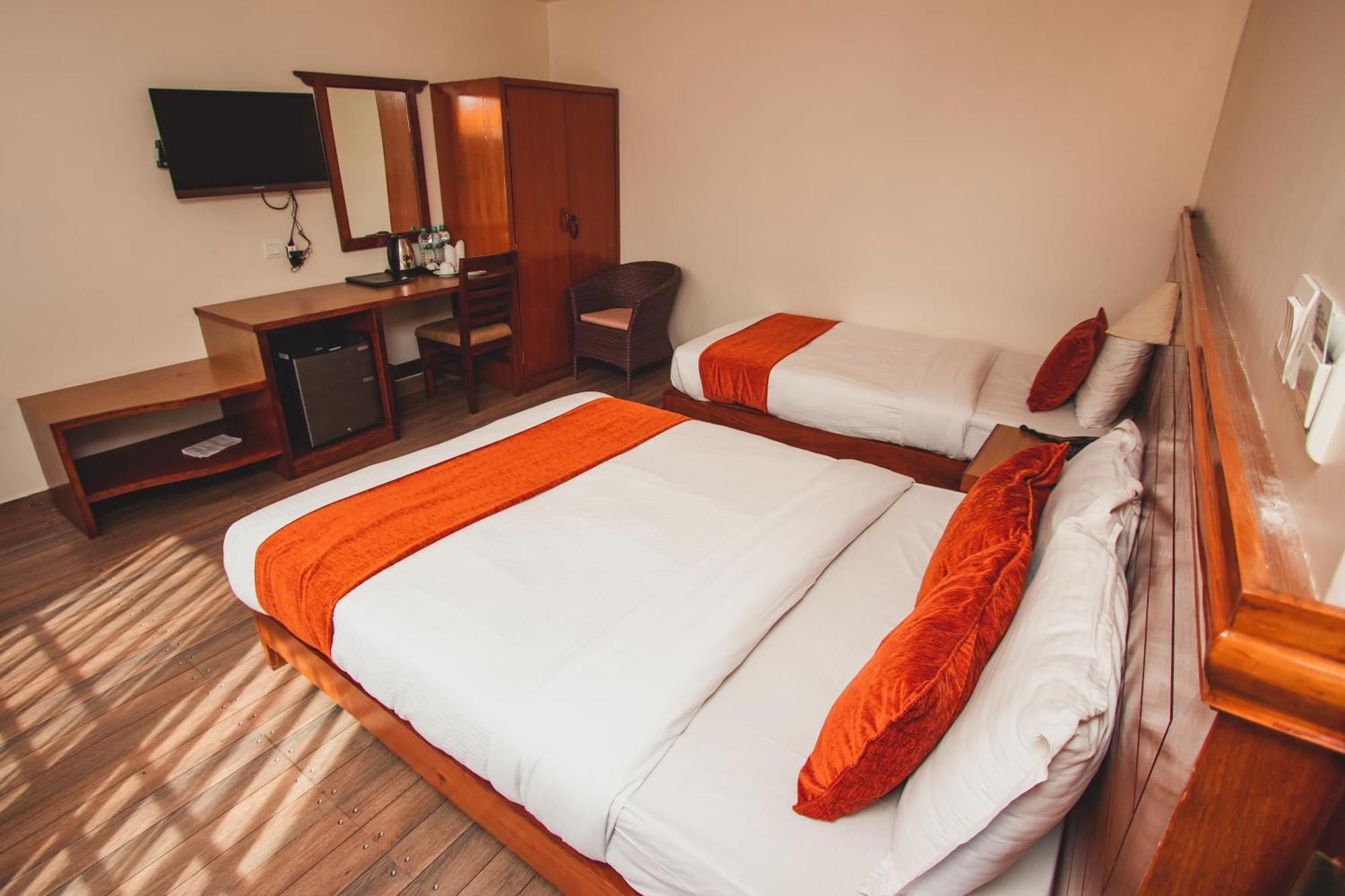 เมาท์วิว โปขาระ โฮเทล Hotel โพคารา ภายนอก รูปภาพ